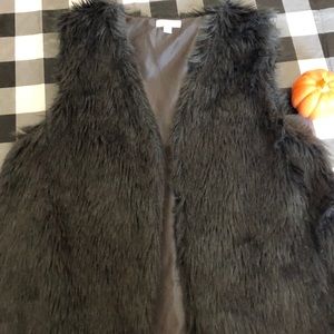 Fur vest